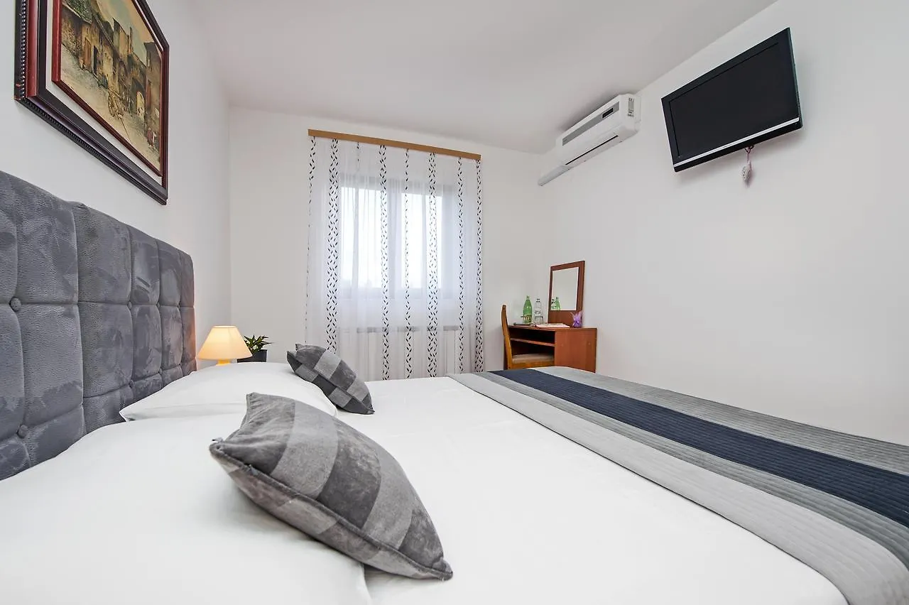 Ladonja Bb Rooms, Family Run Bed & Breakfast Rovinjsko Selo 3*,  Kroatien