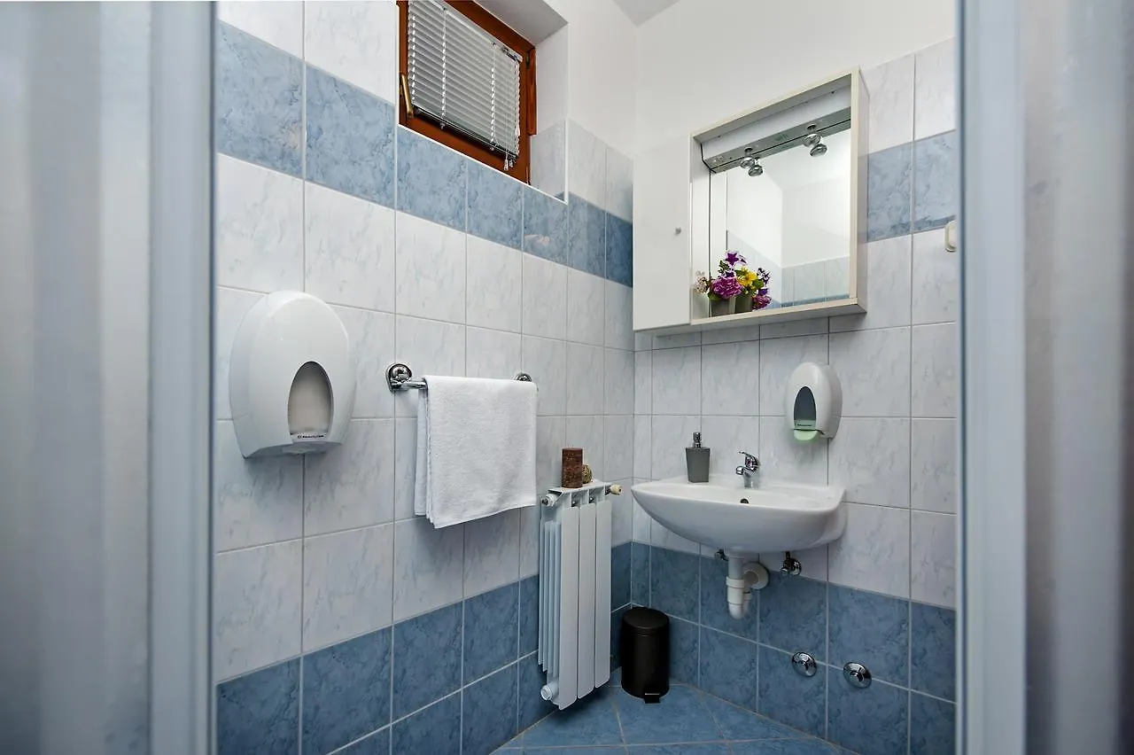 Ladonja Bb Rooms, Family Run Bed & Breakfast Rovinjsko Selo 3*,  Kroatien